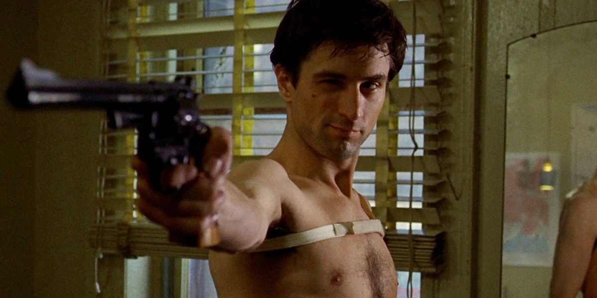 Taxi driver Robert De Niro pointed his gun at the mirror