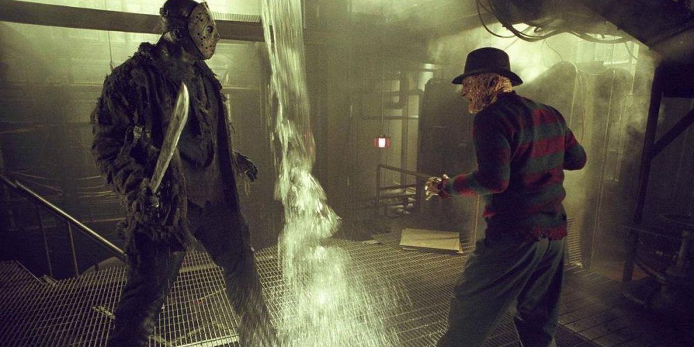 Jason Voorhees (Ken Kerzinger) and Freddy Kreuger (Robert Englund) square off in Freddy vs Jason