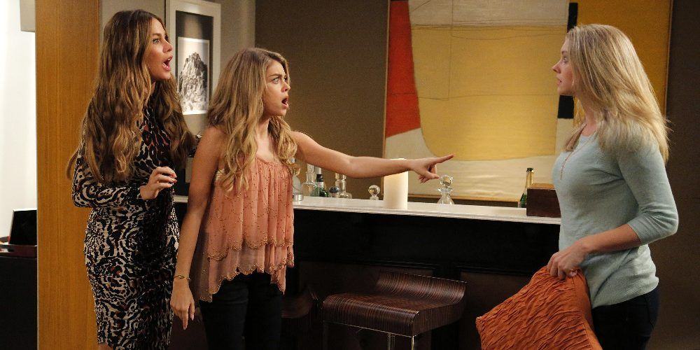 Gloria and Haley yell at Beth on Modern Family