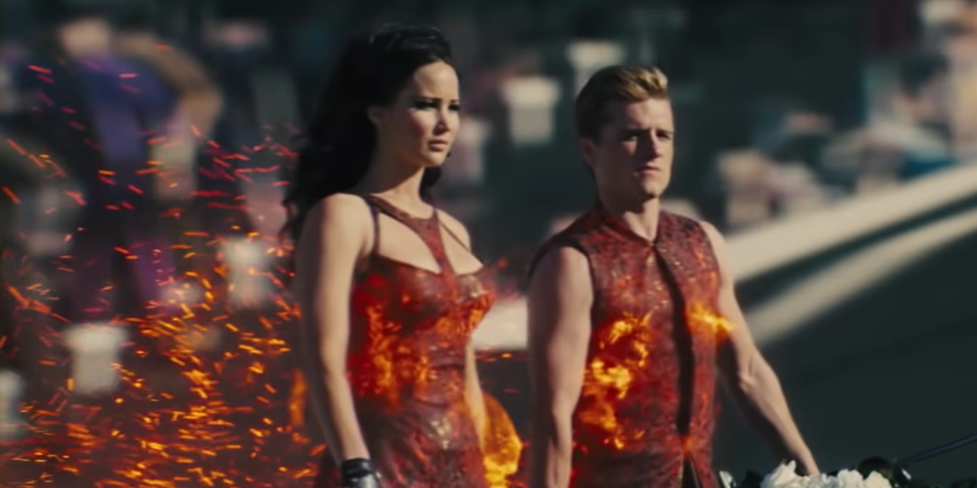Catching Fire - Katniss and Peeta in the Tribute Parade
