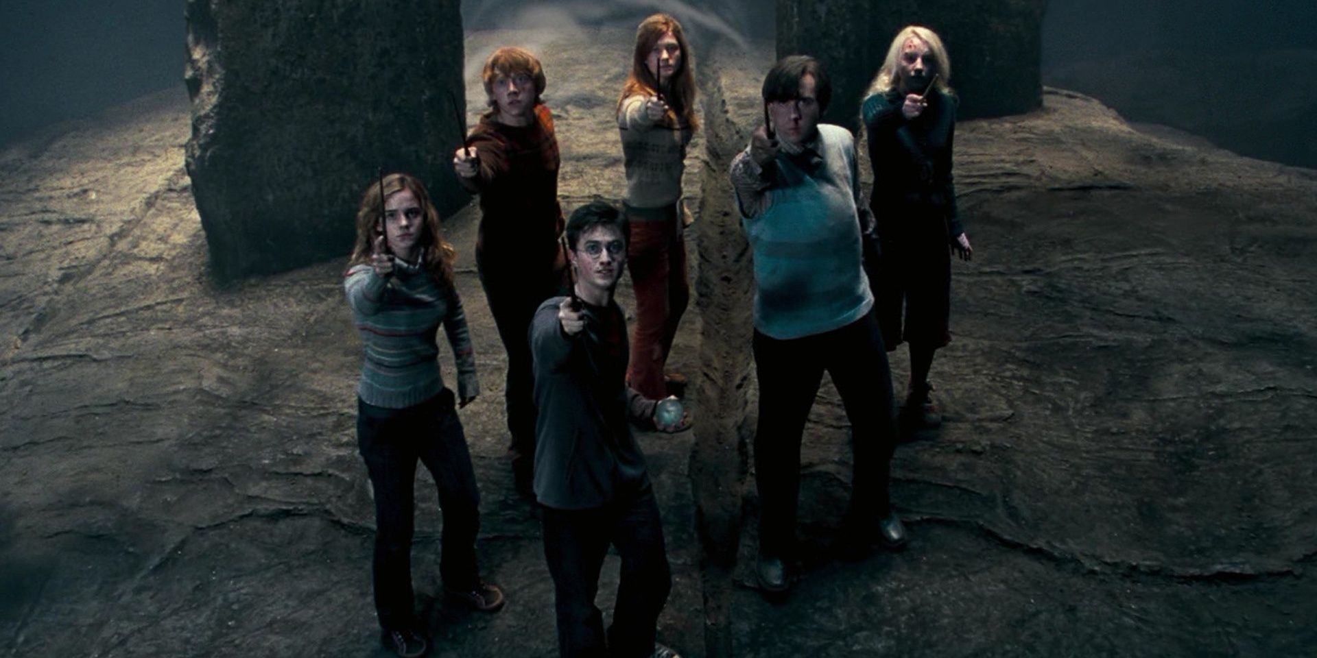 Photo of Harry and his friends standing in a circle from the movie Harry Potter and the Order of the Phoenix