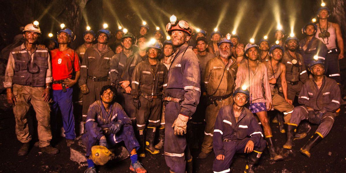 Chilean miners in the movie The 33