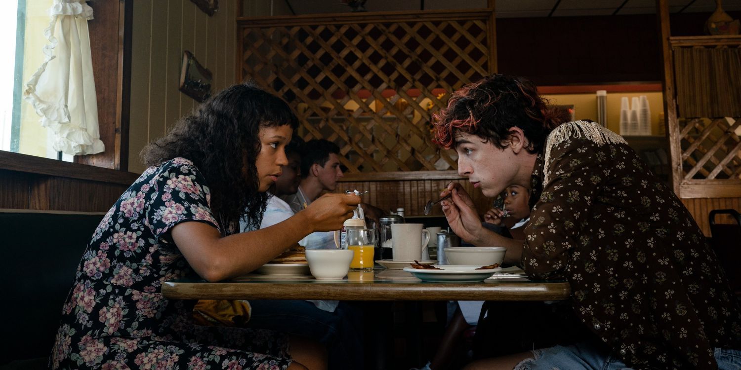 Maren and Lee at a Bones and All diner