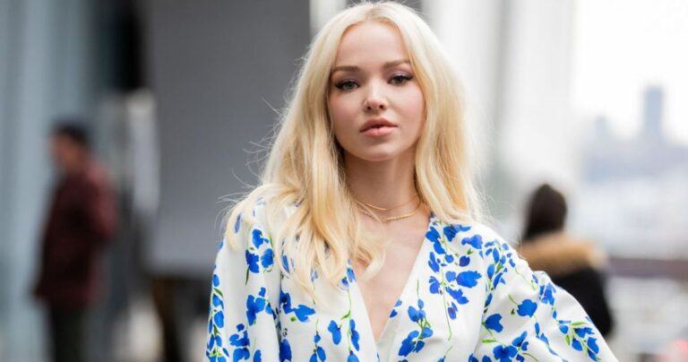 All about Dove Cameron’s parents and sister