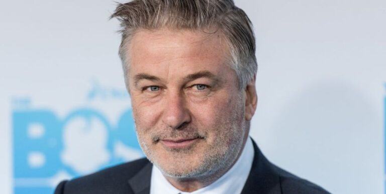 How many children does Alec Baldwin have?