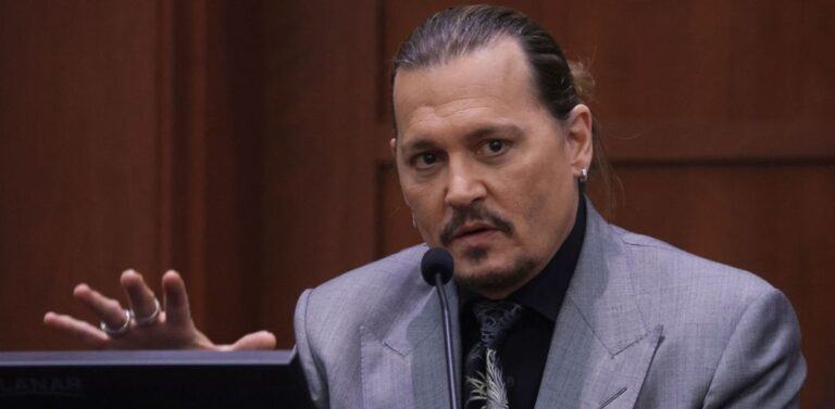 Is Johnny Depp dating anyone?  it is said that he is in a relationship
