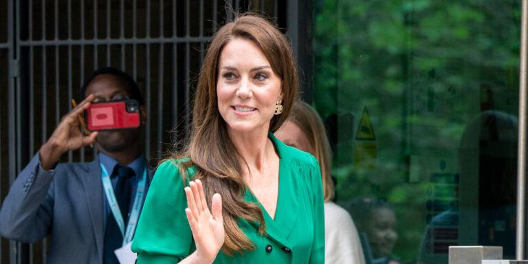 Kate Middleton talks about coping with anxiety during Anna Freud’s charity visit in the middle of Mental Health Week