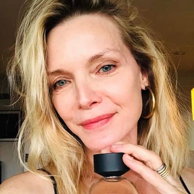 Michelle Pfeiffer – Updated May 2023