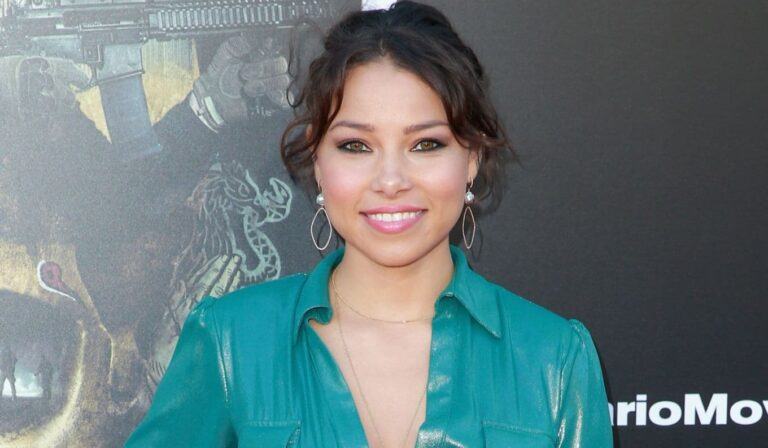 The untold truth of Jessica Parker Kennedy