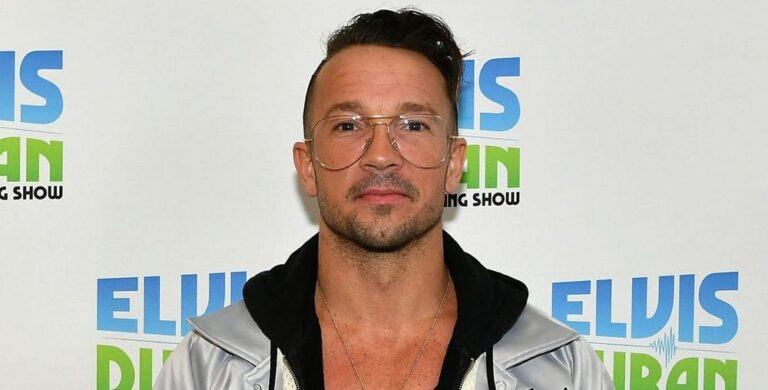 Where is Carl Lentz now?  Pursue a career in entertainment.