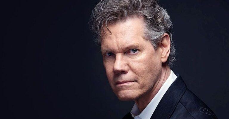 Where is Randy Travis in 2022?  Country star’s amazing recovery explained