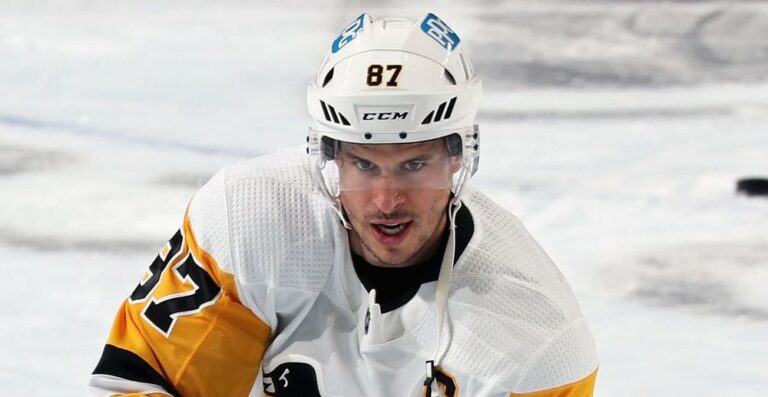 Inside the secret life of Sidney Crosby, his wife and his parents