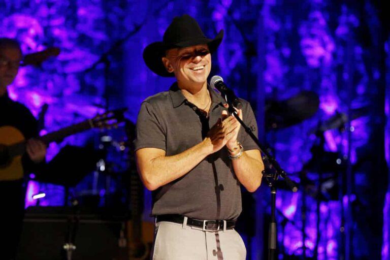 Is Kenny Chesney gay?  His previous relationships explored