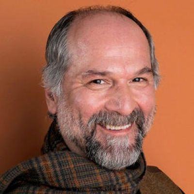 John Kapelos- Wiki, Age, Height, Net Worth, Wife, Ethnicity