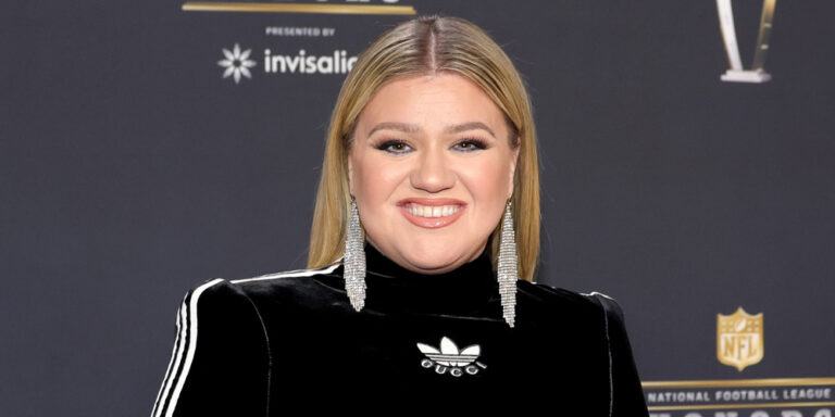 Kelly Clarkson Opens Up Toxic Environment Behind The Scenes On ‘Kelly Clarkson Show’