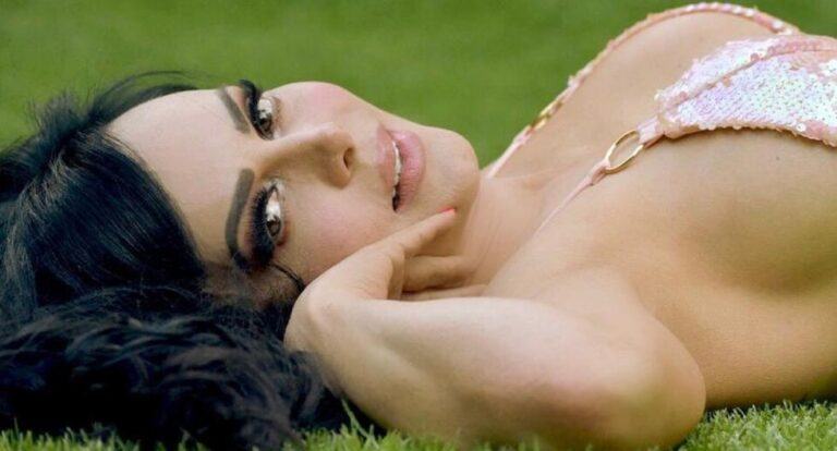 Maribel Guardia: Being harshly criticized for wearing a bikini out on social media