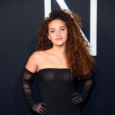 Sofie Dossi- Wiki, Biography, Age, Height, Net Worth, Boyfriend