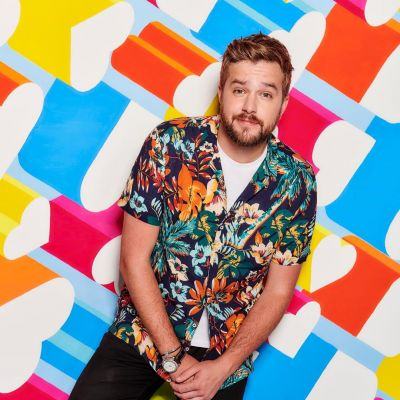 Who Is Iain Stirling? Love Island Voiceover Artist: Age & Wiki