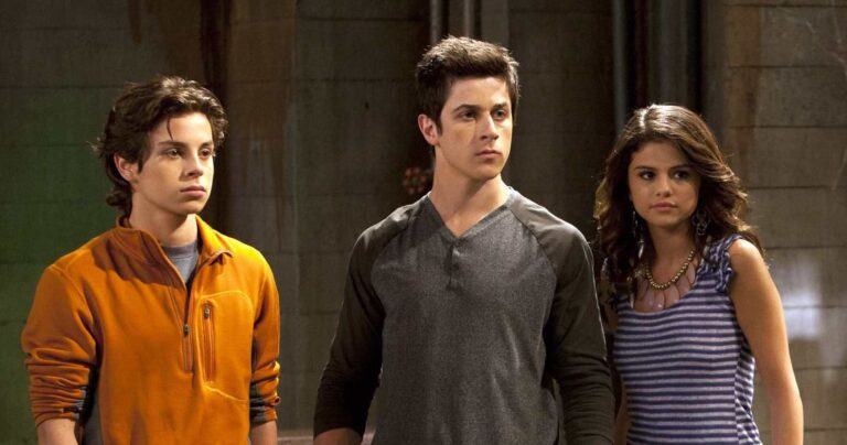 10 Things About Wizards of Waverly Place That Don't Make Sense