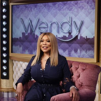 Wendy Williams Revealed To Jason Lee That She Married A NYPD Cop