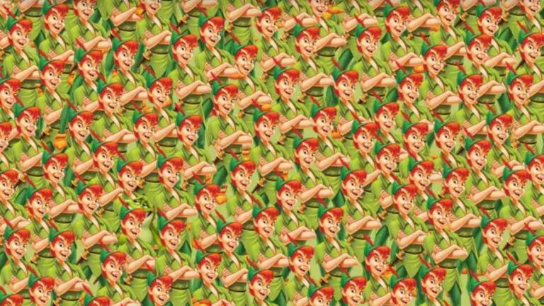 Only 1% Can Spot Hidden Frog Between Numerous Peter Pan in 7 secs!
