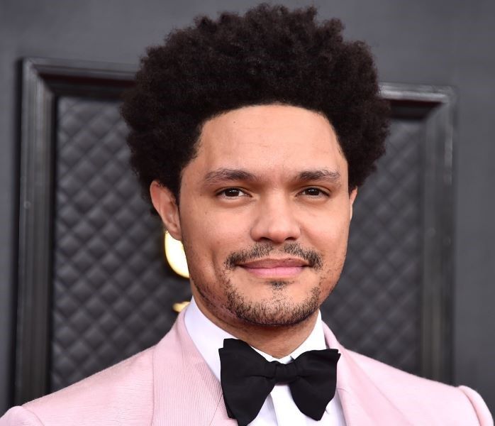 Trevor Noah Wiki, Height, Age, Girlfriend, Wife, Children, Family, Biography & More