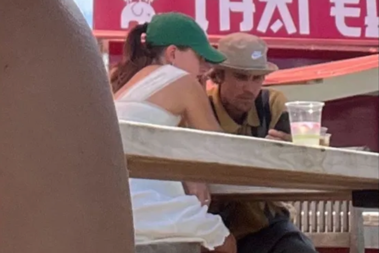 Justin and Hailey Bieber spotted on a Hawaii getaway days after her crying selfie worried fans