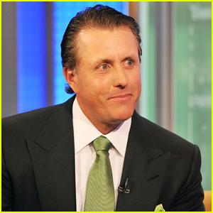 Phil Mickelson talks about his experience with gambling addiction |  Football, golf, nfl, Phil Mickelson, sports |  Just Jared: Celebrity News and Gossip